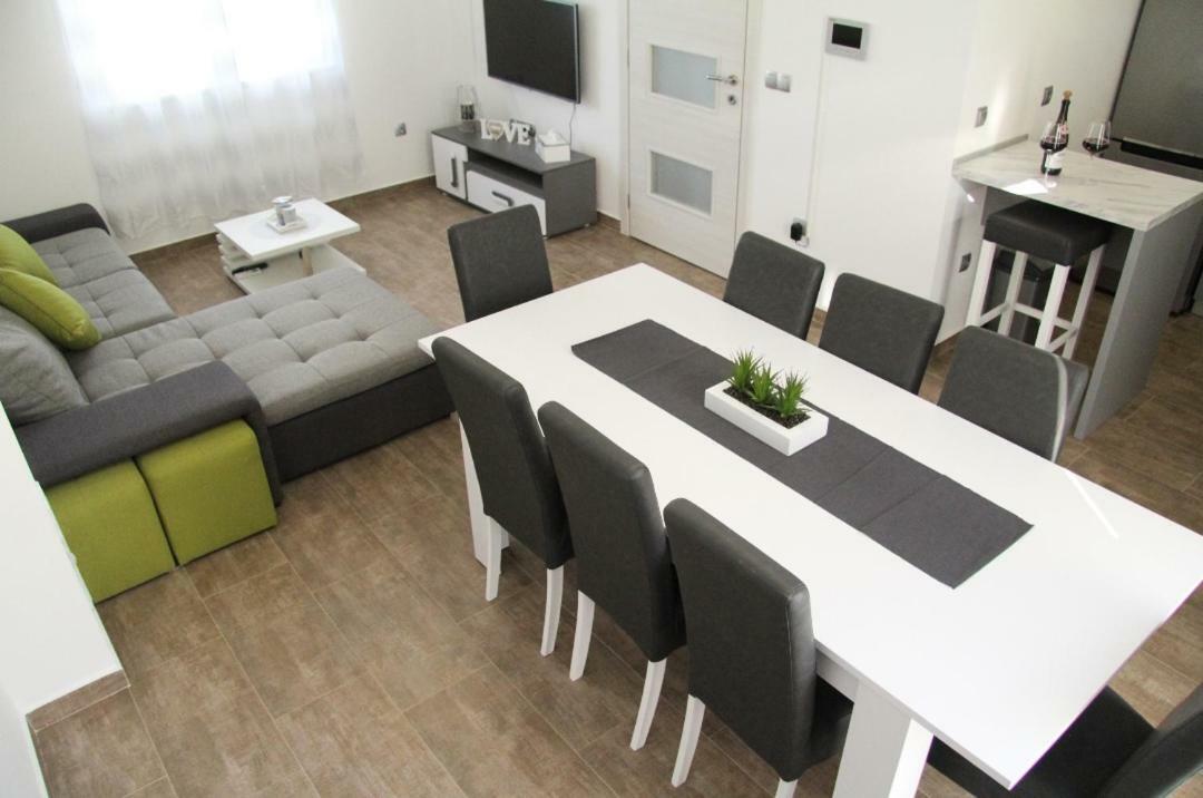 Apartman Ivana 比奥格勒·纳·莫鲁 外观 照片